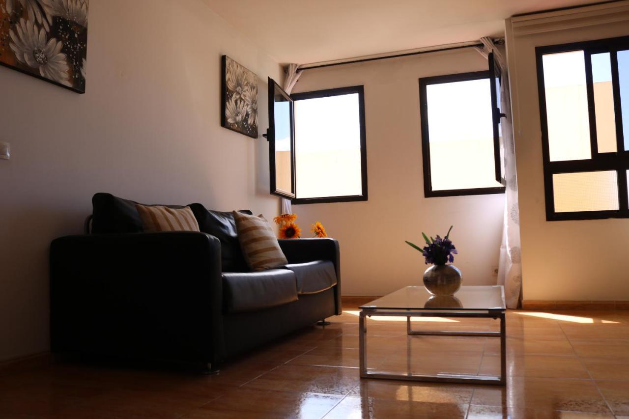 Apartamentos La Carmen Arrecife  Εξωτερικό φωτογραφία
